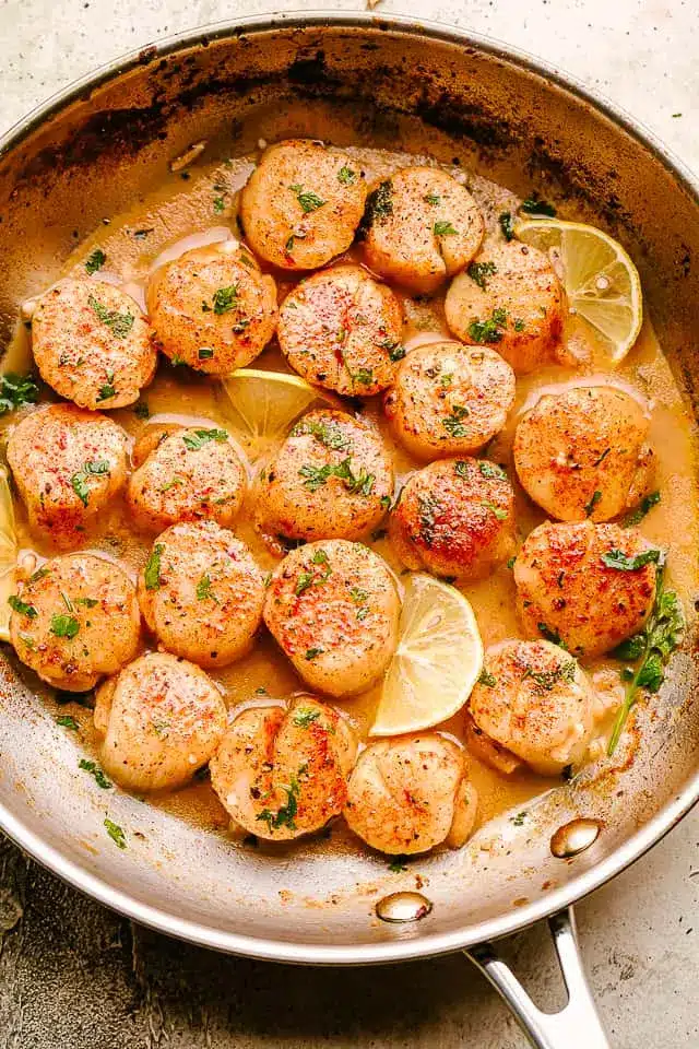 Garlic Butter Seared Scallops