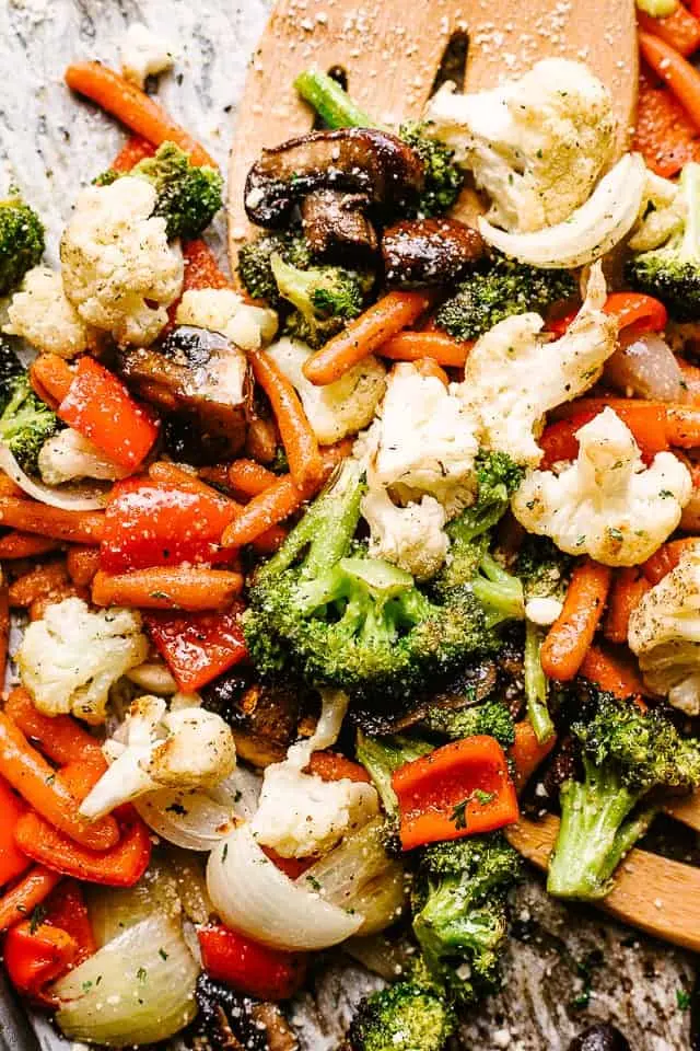 This is the BEST oven roasted vegetables recipe!