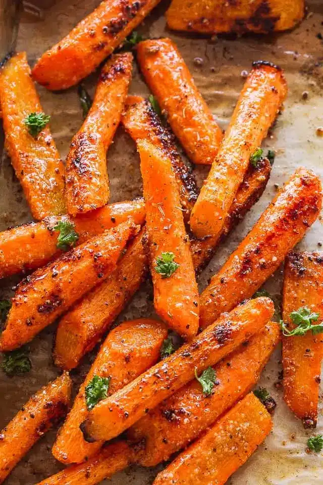Parmesan Garlic Roasted Carrots