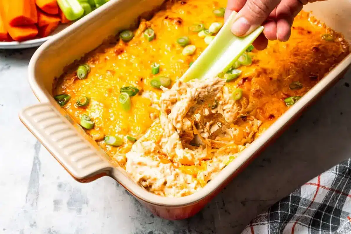 cottage cheese buffalo chicken dip