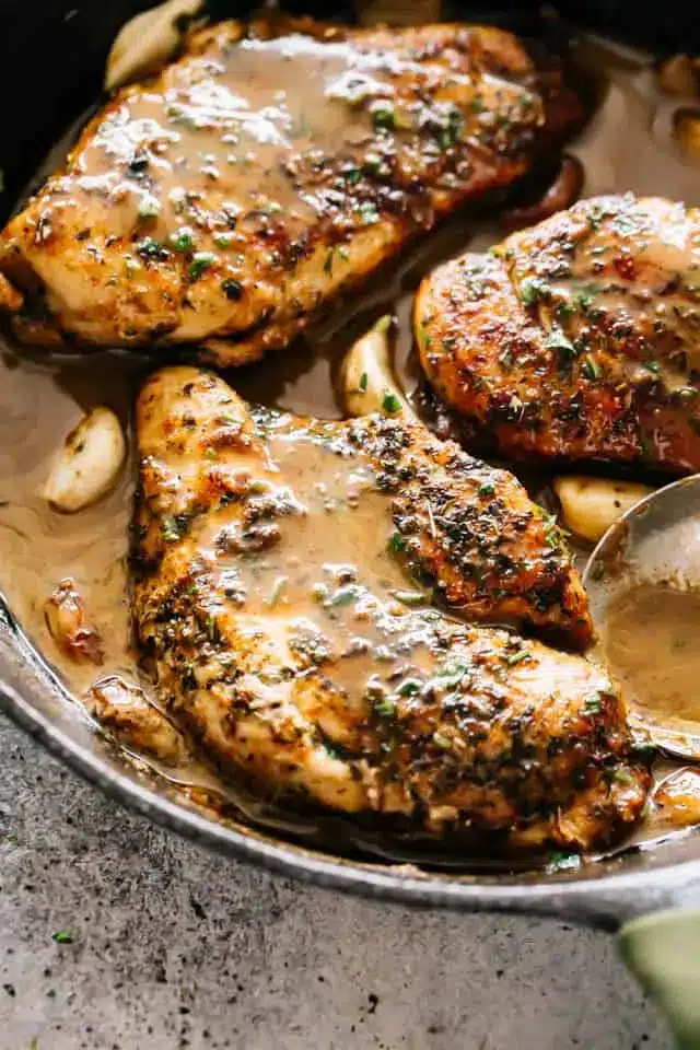 creamy garlic sauce chicken breasts