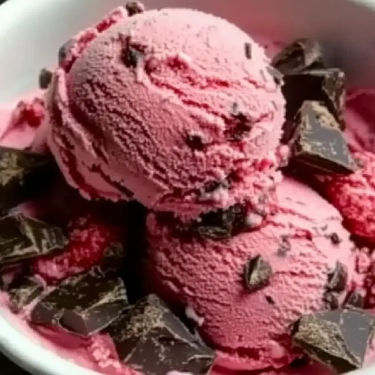 Raspberry Chocolate Chunk Ice Cream